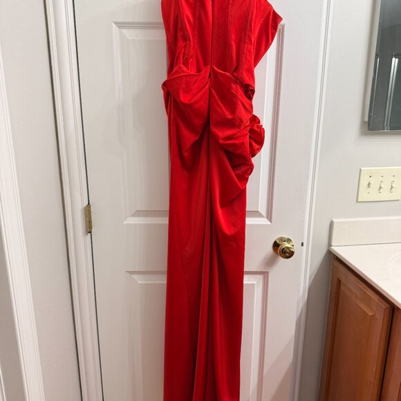 NBD Jake Gown in Red - Size Small - Picture 4 of 4